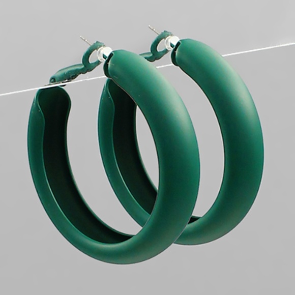 Color Coated Metal Hoops - Picture 1 of 2